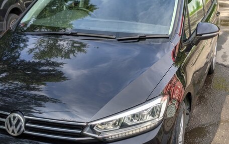 Volkswagen Touran III, 2016 год, 1 550 000 рублей, 11 фотография