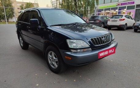 Lexus RX IV рестайлинг, 2002 год, 650 000 рублей, 2 фотография
