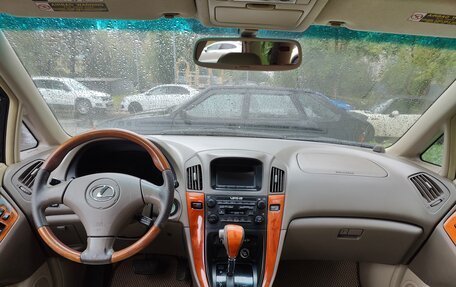 Lexus RX IV рестайлинг, 2002 год, 650 000 рублей, 6 фотография