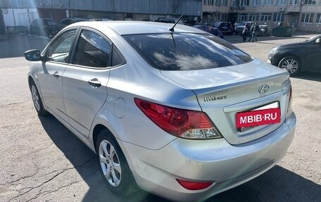 Hyundai Solaris II рестайлинг, 2012 год, 580 000 рублей, 3 фотография