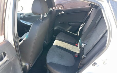 Hyundai Solaris II рестайлинг, 2012 год, 580 000 рублей, 8 фотография