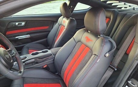 Ford Mustang VI рестайлинг, 2020 год, 3 500 000 рублей, 25 фотография