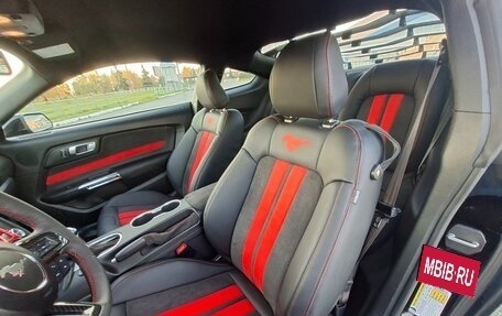 Ford Mustang VI рестайлинг, 2020 год, 3 500 000 рублей, 31 фотография