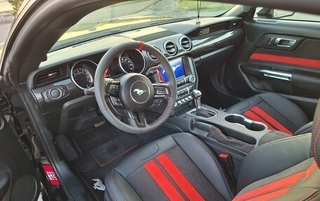 Ford Mustang VI рестайлинг, 2020 год, 3 500 000 рублей, 30 фотография
