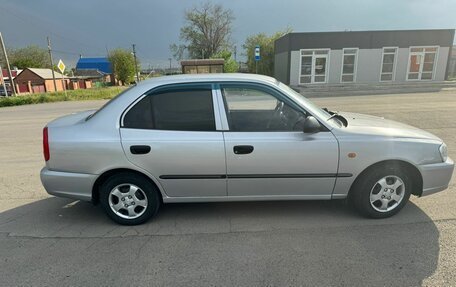 Hyundai Accent II, 2005 год, 380 000 рублей, 3 фотография