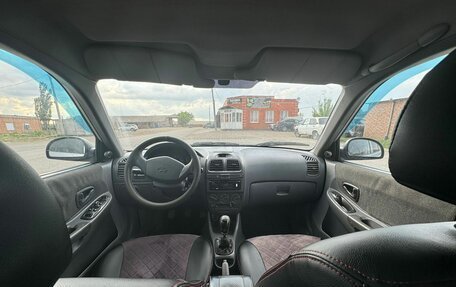 Hyundai Accent II, 2005 год, 380 000 рублей, 7 фотография