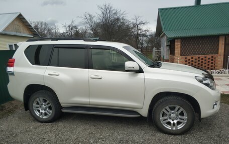 Toyota Land Cruiser Prado 150 рестайлинг 2, 2012 год, 2 800 000 рублей, 4 фотография