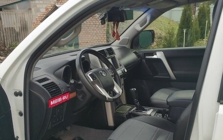 Toyota Land Cruiser Prado 150 рестайлинг 2, 2012 год, 2 800 000 рублей, 3 фотография