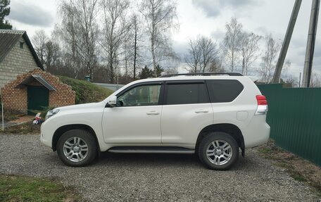 Toyota Land Cruiser Prado 150 рестайлинг 2, 2012 год, 2 800 000 рублей, 5 фотография