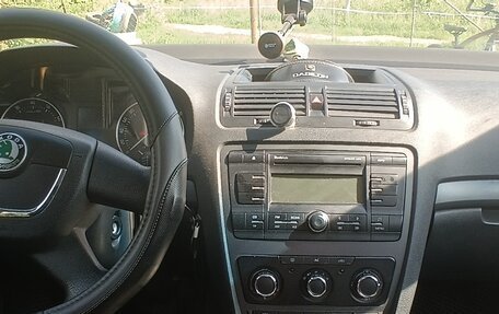 Skoda Octavia, 2010 год, 565 000 рублей, 24 фотография
