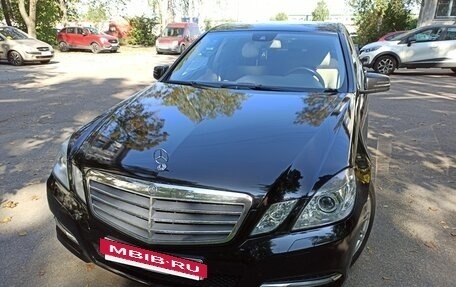 Mercedes-Benz E-Класс, 2011 год, 1 200 000 рублей, 5 фотография