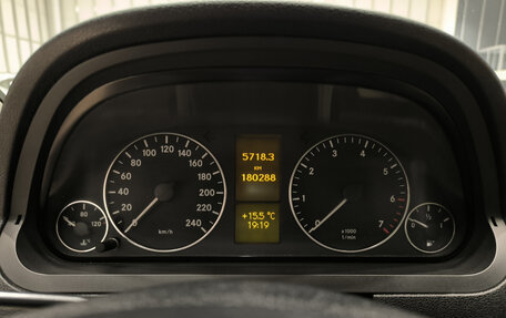 Mercedes-Benz A-Класс, 2011 год, 670 000 рублей, 16 фотография