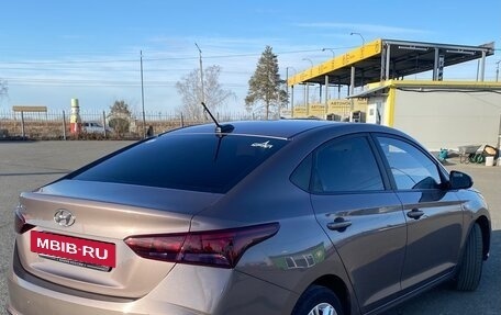 Hyundai Solaris II рестайлинг, 2021 год, 1 690 000 рублей, 2 фотография