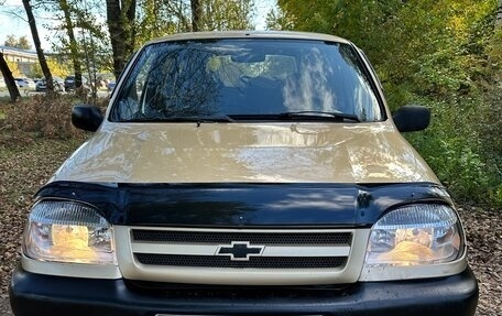 Chevrolet Niva I рестайлинг, 2005 год, 245 000 рублей, 2 фотография