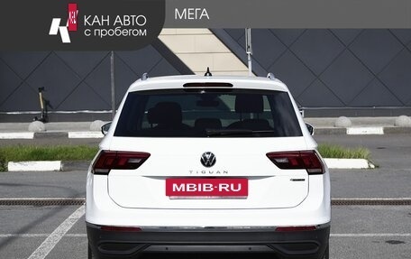 Volkswagen Tiguan II, 2021 год, 3 187 000 рублей, 4 фотография