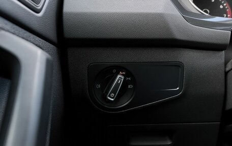 Volkswagen Tiguan II, 2021 год, 3 187 000 рублей, 11 фотография