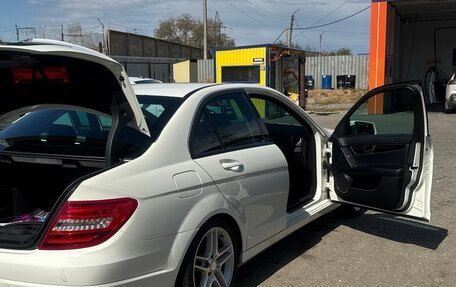 Mercedes-Benz C-Класс, 2011 год, 1 550 000 рублей, 1 фотография