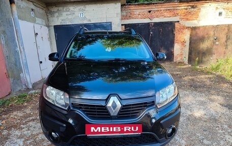 Renault Sandero II рестайлинг, 2016 год, 950 000 рублей, 2 фотография