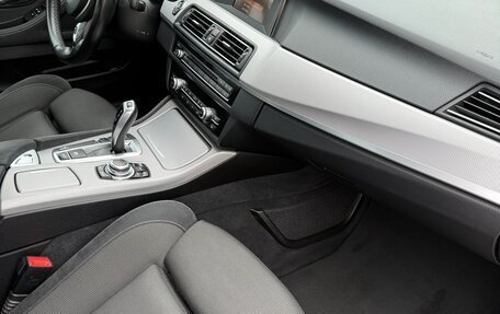 BMW 5 серия, 2016 год, 2 600 000 рублей, 18 фотография