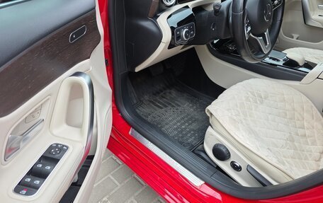Mercedes-Benz A-Класс, 2019 год, 2 999 000 рублей, 4 фотография