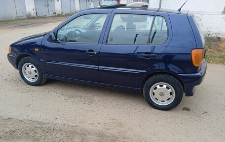 Volkswagen Polo III рестайлинг, 1998 год, 308 000 рублей, 10 фотография