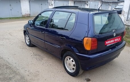Volkswagen Polo III рестайлинг, 1998 год, 308 000 рублей, 4 фотография