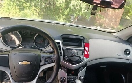 Chevrolet Cruze II, 2011 год, 380 000 рублей, 8 фотография