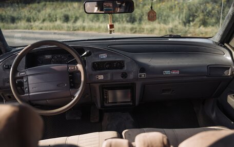 Ford Taurus III, 1992 год, 14 фотография