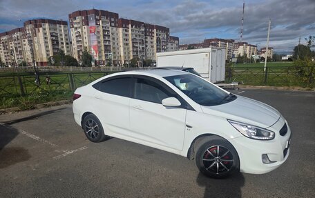 Hyundai Solaris II рестайлинг, 2014 год, 890 000 рублей, 3 фотография