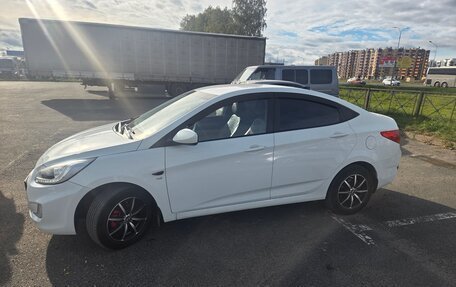 Hyundai Solaris II рестайлинг, 2014 год, 890 000 рублей, 8 фотография
