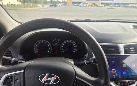 Hyundai Solaris II рестайлинг, 2014 год, 890 000 рублей, 11 фотография
