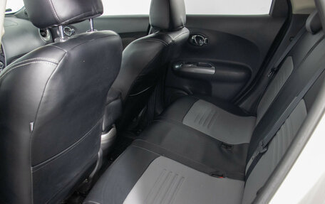 Nissan Juke II, 2011 год, 920 000 рублей, 11 фотография