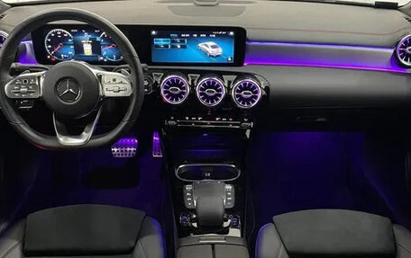 Mercedes-Benz CLA, 2021 год, 3 400 222 рублей, 13 фотография