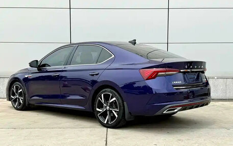 Skoda Octavia IV, 2022 год, 2 030 998 рублей, 4 фотография