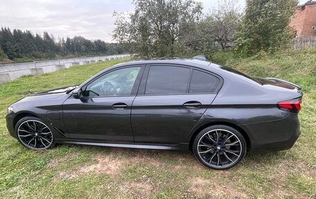 BMW 5 серия, 2018 год, 2 500 000 рублей, 11 фотография