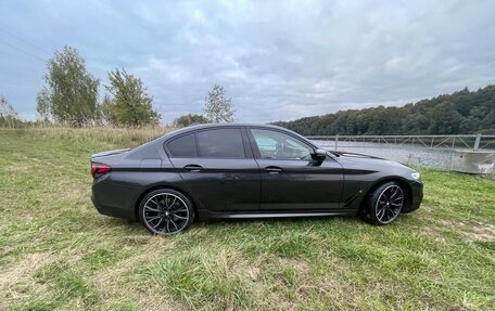 BMW 5 серия, 2018 год, 2 500 000 рублей, 5 фотография
