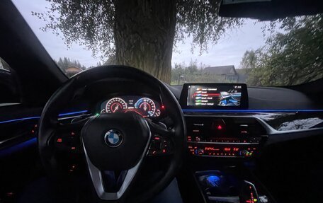 BMW 5 серия, 2018 год, 2 500 000 рублей, 15 фотография
