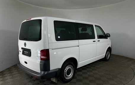 Volkswagen Caravelle T5, 2012 год, 2 250 000 рублей, 6 фотография