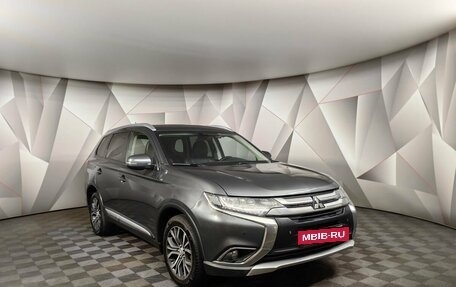 Mitsubishi Outlander III рестайлинг 3, 2016 год, 1 595 000 рублей, 3 фотография
