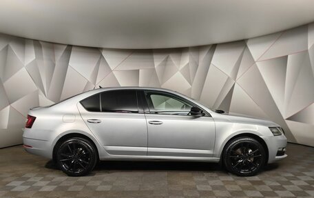 Skoda Octavia, 2018 год, 1 598 000 рублей, 6 фотография
