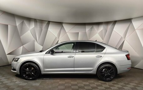 Skoda Octavia, 2018 год, 1 598 000 рублей, 5 фотография