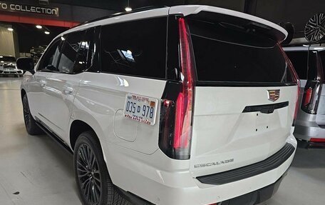 Cadillac Escalade V, 2025 год, 20 900 000 рублей, 3 фотография