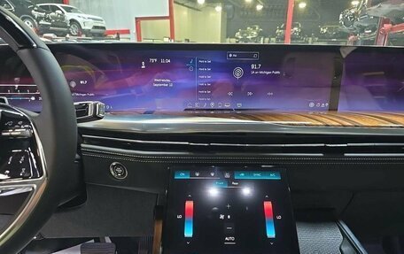 Cadillac Escalade V, 2025 год, 20 900 000 рублей, 2 фотография