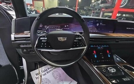 Cadillac Escalade V, 2025 год, 20 900 000 рублей, 14 фотография