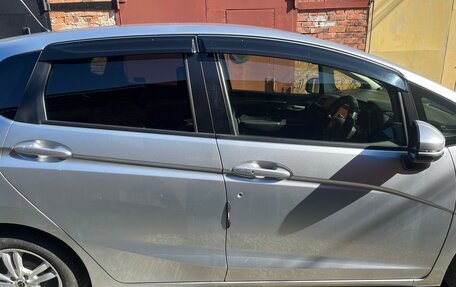 Honda Fit III, 2016 год, 820 000 рублей, 7 фотография