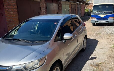 Honda Fit III, 2016 год, 820 000 рублей, 2 фотография
