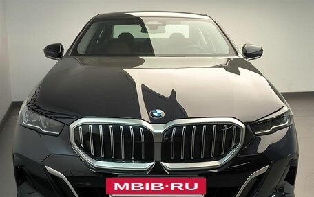 BMW 5 серия, 2025 год, 8 350 000 рублей, 3 фотография
