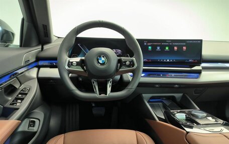 BMW 5 серия, 2025 год, 8 350 000 рублей, 15 фотография