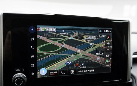 Toyota RAV4, 2021 год, 2 300 000 рублей, 9 фотография