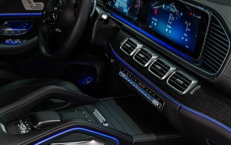 Mercedes-Benz GLS, 2024 год, 16 000 000 рублей, 6 фотография